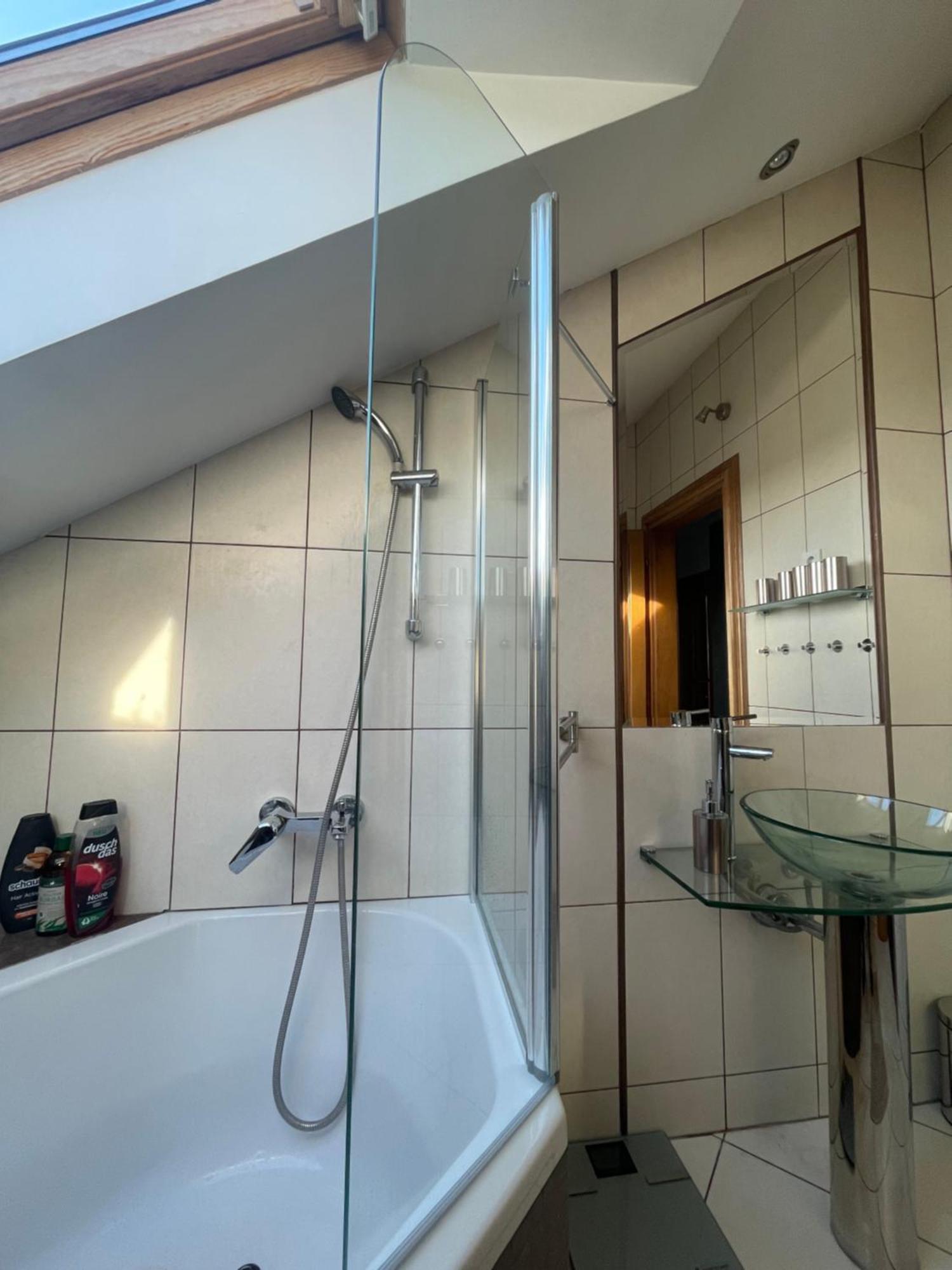 Vila Milka - Balkon - Besplatan Parking - Samostalna Prijava Karlovac Buitenkant foto