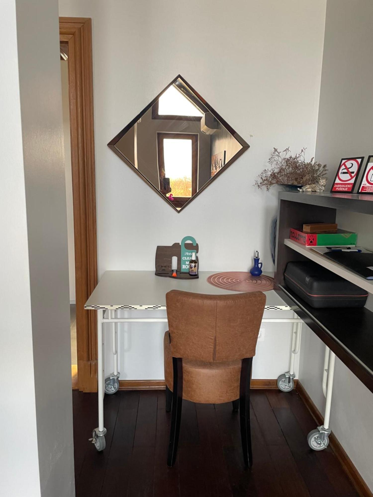 Vila Milka - Balkon - Besplatan Parking - Samostalna Prijava Karlovac Buitenkant foto