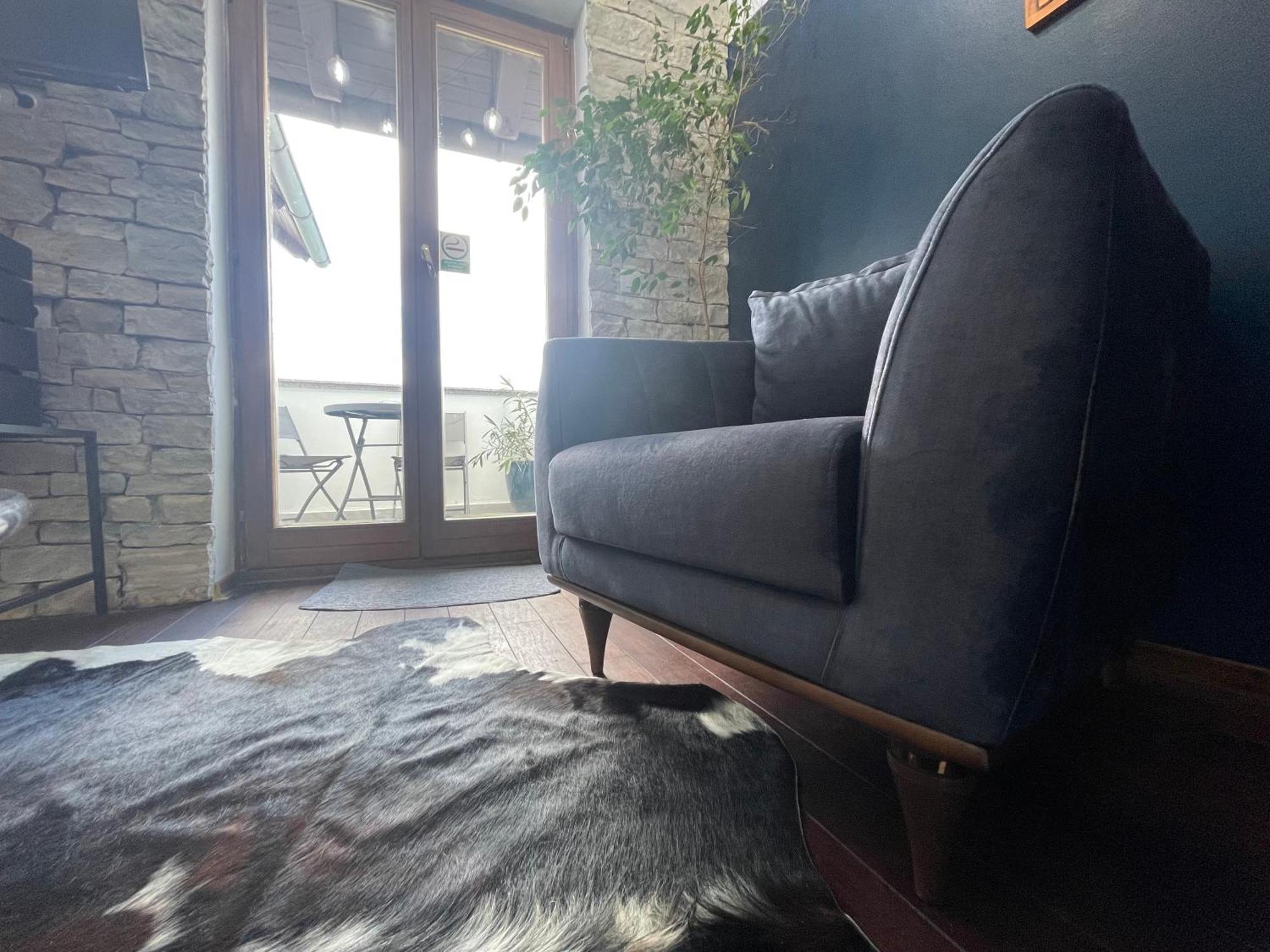 Vila Milka - Balkon - Besplatan Parking - Samostalna Prijava Karlovac Buitenkant foto