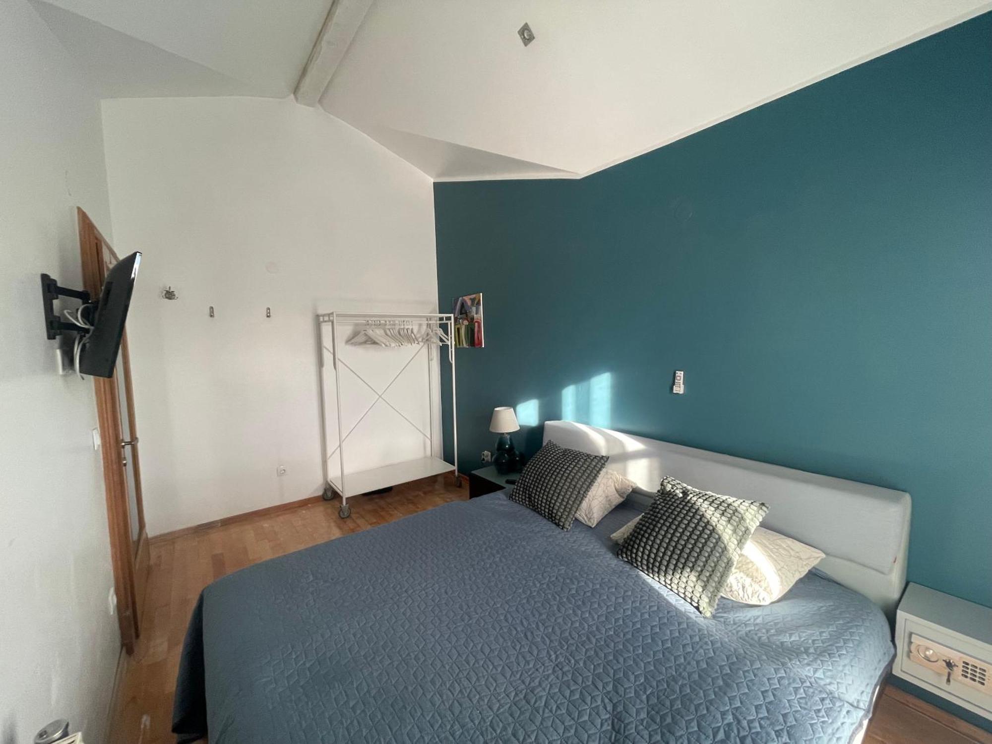 Vila Milka - Balkon - Besplatan Parking - Samostalna Prijava Karlovac Buitenkant foto